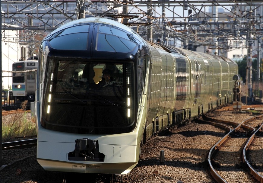 TRAIN SUITE 四季島 Japan's Extremely Luxurious Sleeper Train | Train Suite