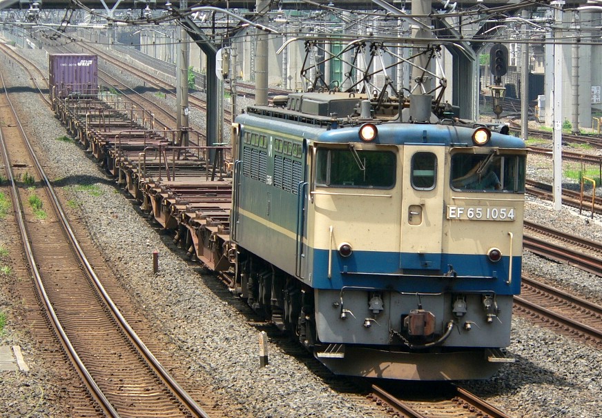 EF65 1054[新] 8072レ: 浪漫特快